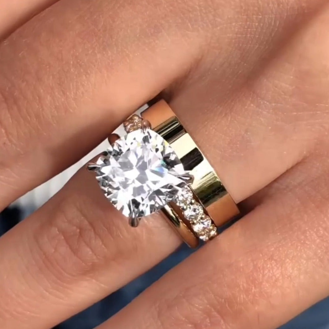 エリサ – ソリテールセッティングのクリスタルリング