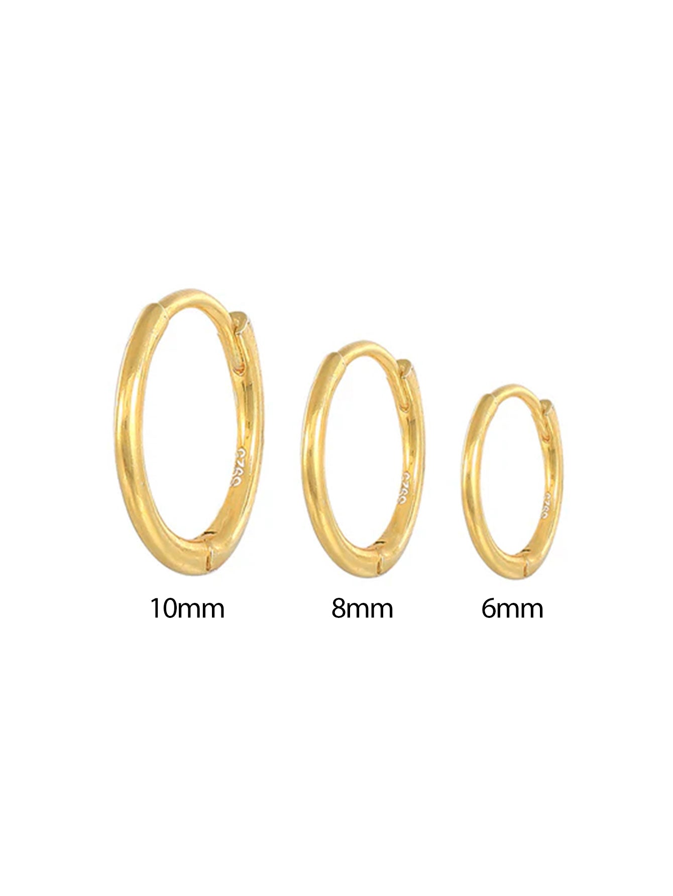 エミリー – 柔らかな輝きを持つ上質なゴールドのイヤリング。