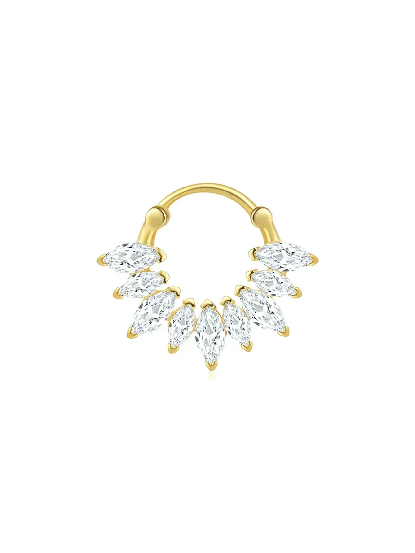 エヴァ・マリー – 流れる形の繊細なゴールドのイヤリング。