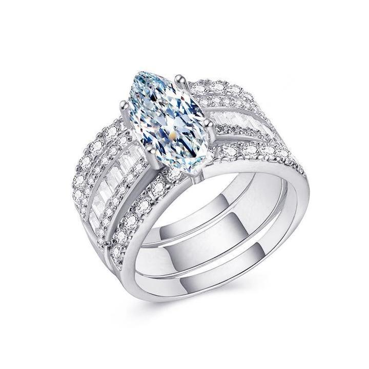 ヴェレナ – クリスタルとゴールドのアクセントが施されたリングセット