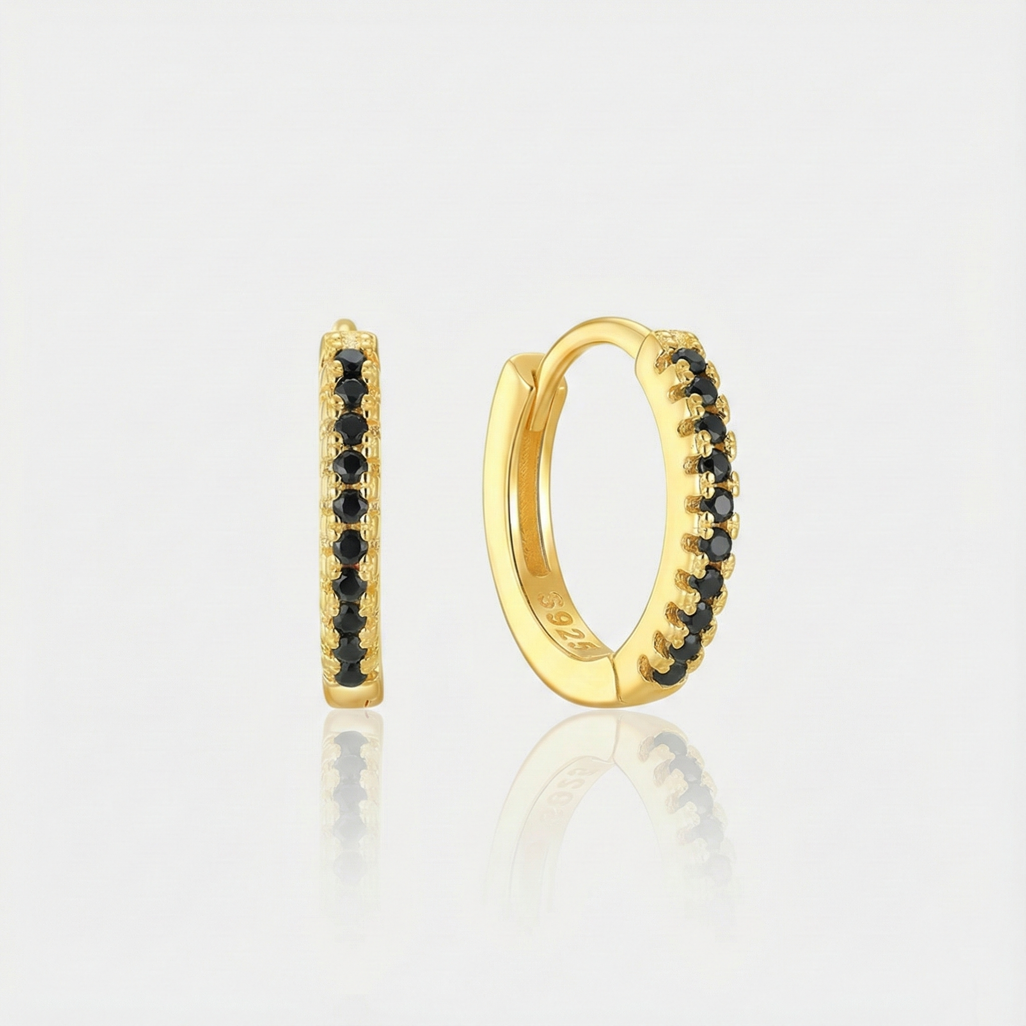 テレジア – 柔らかな曲線のゴールドイヤリング