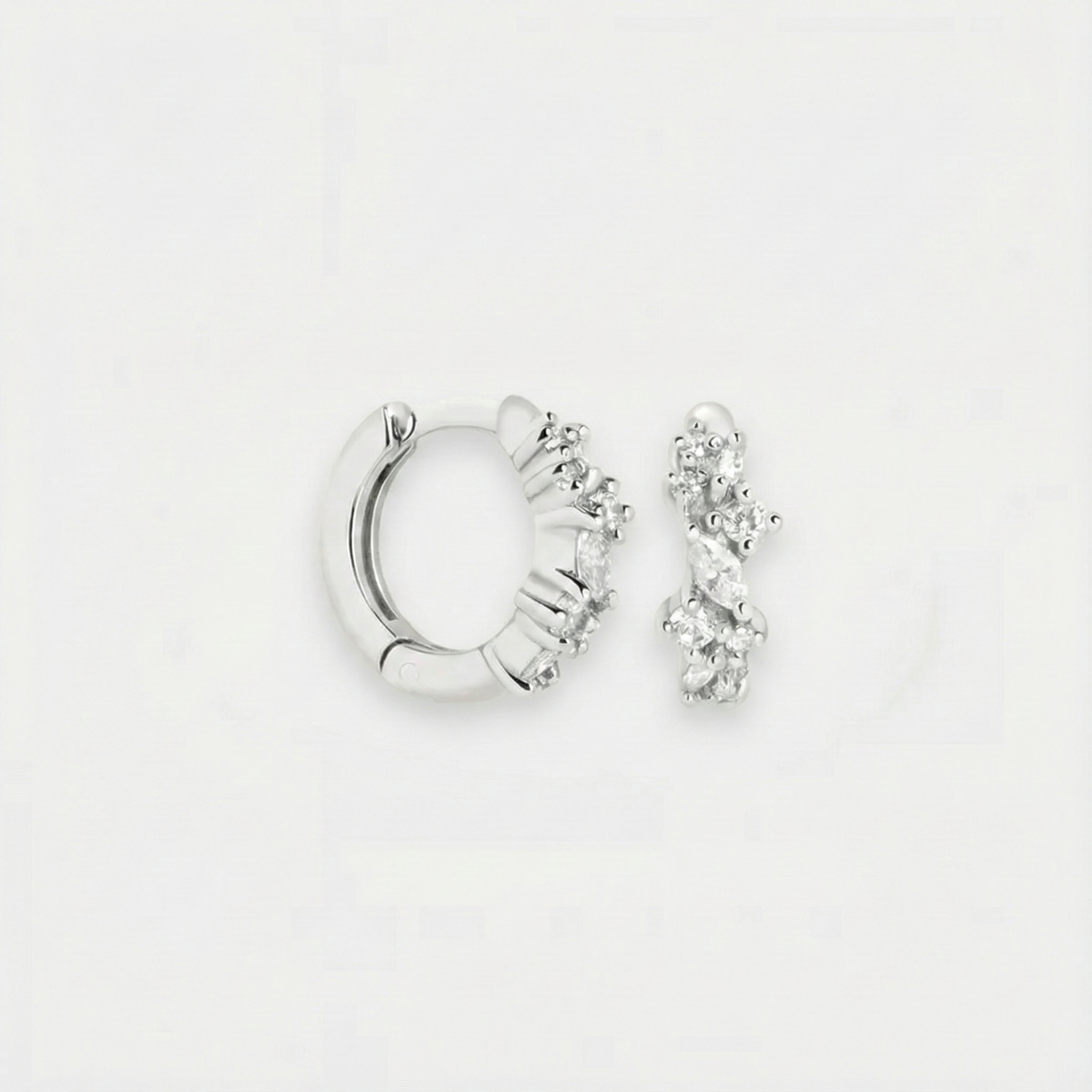 クリスタルクラスターイヤリング