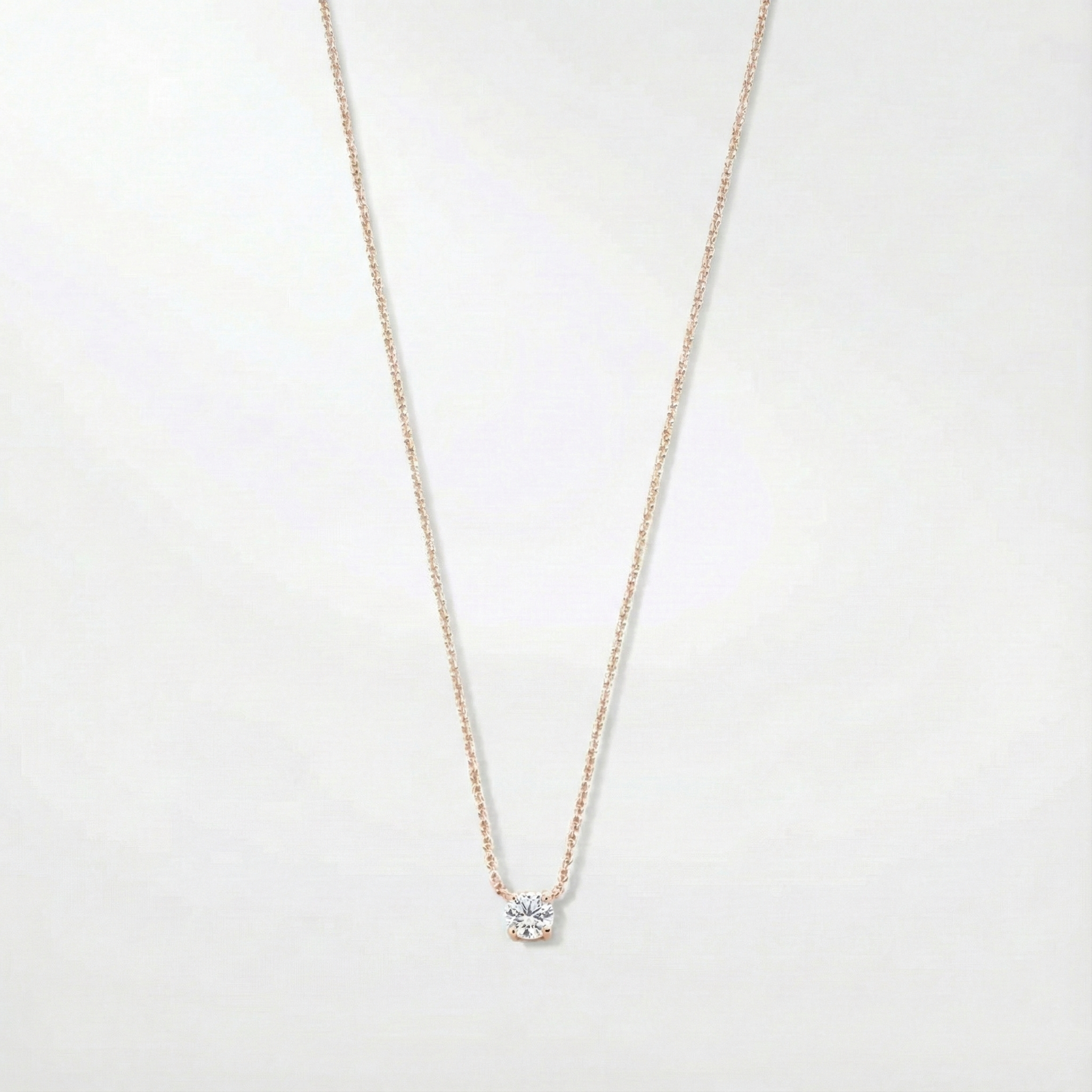 クレイヴ・クララ モイサナイトストーン