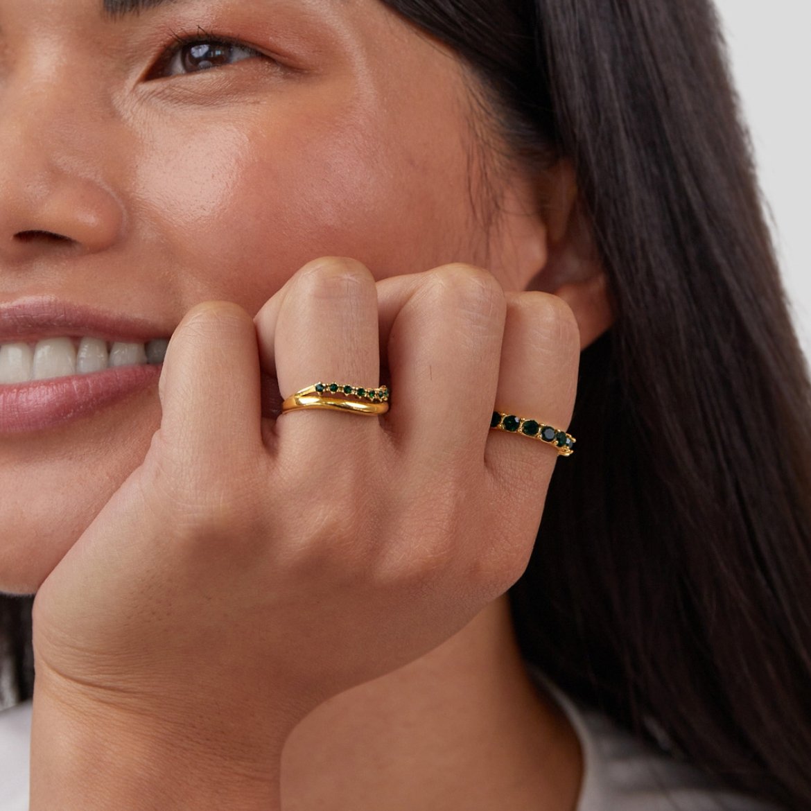 エリーザ – 繊細なダブルラインのゴールドリング